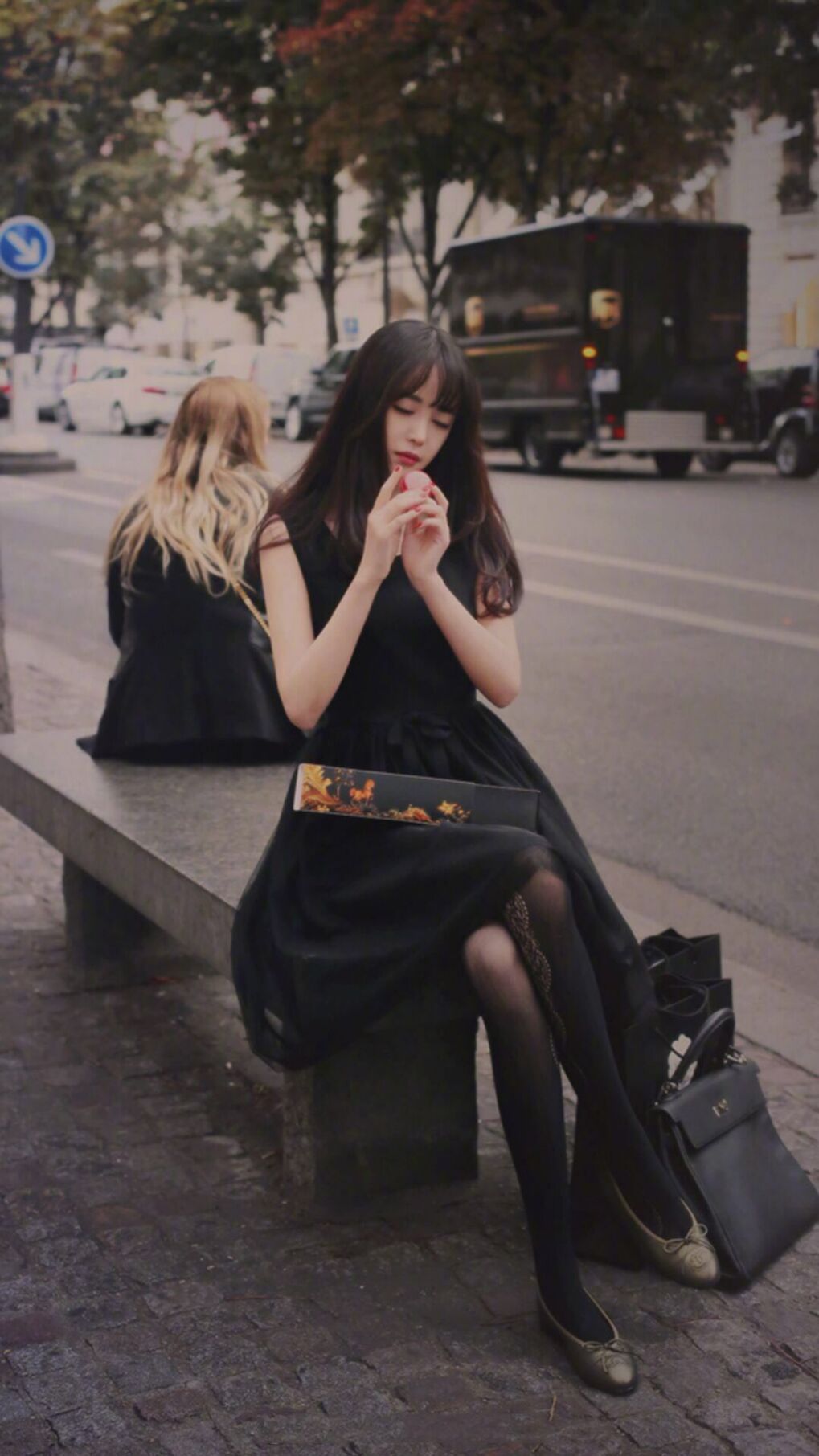 开云真人娱乐官网-2021年季后赛：“水花兄弟”库里与汤普森联手，多次在关键时刻平推对手